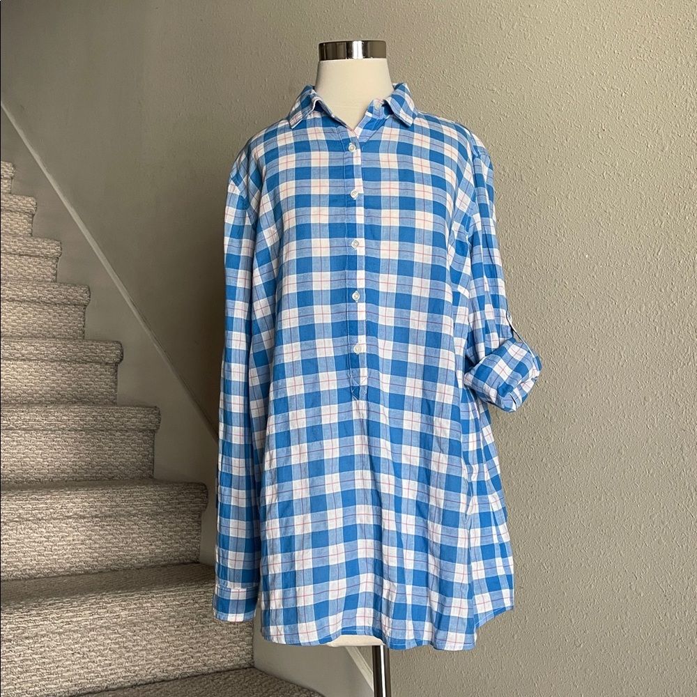 J. McLaughlin Sz M Blue And White Gingham Half Button Up Long Sleeve Shirt